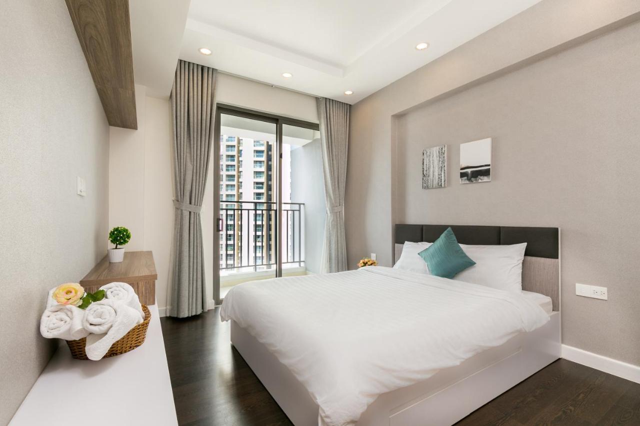 Spacious Saigon - Infinity Pool In Rivergate ホーチミン市 エクステリア 写真