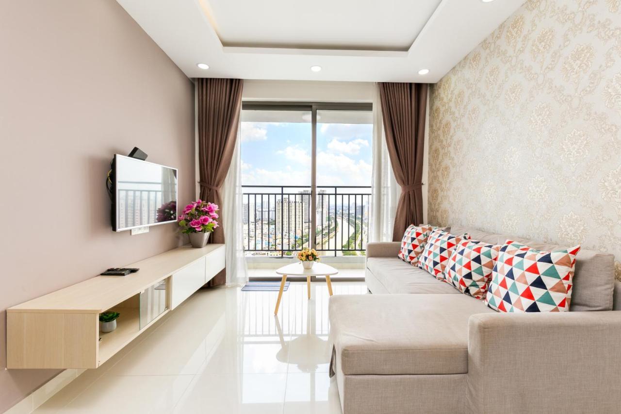 Spacious Saigon - Infinity Pool In Rivergate ホーチミン市 エクステリア 写真