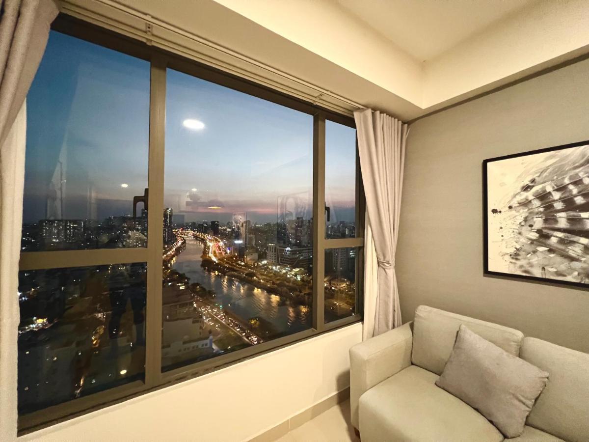 Spacious Saigon - Infinity Pool In Rivergate ホーチミン市 エクステリア 写真