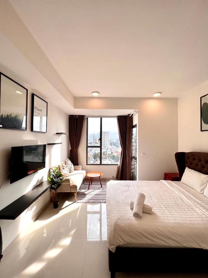 Spacious Saigon - Infinity Pool In Rivergate ホーチミン市 エクステリア 写真