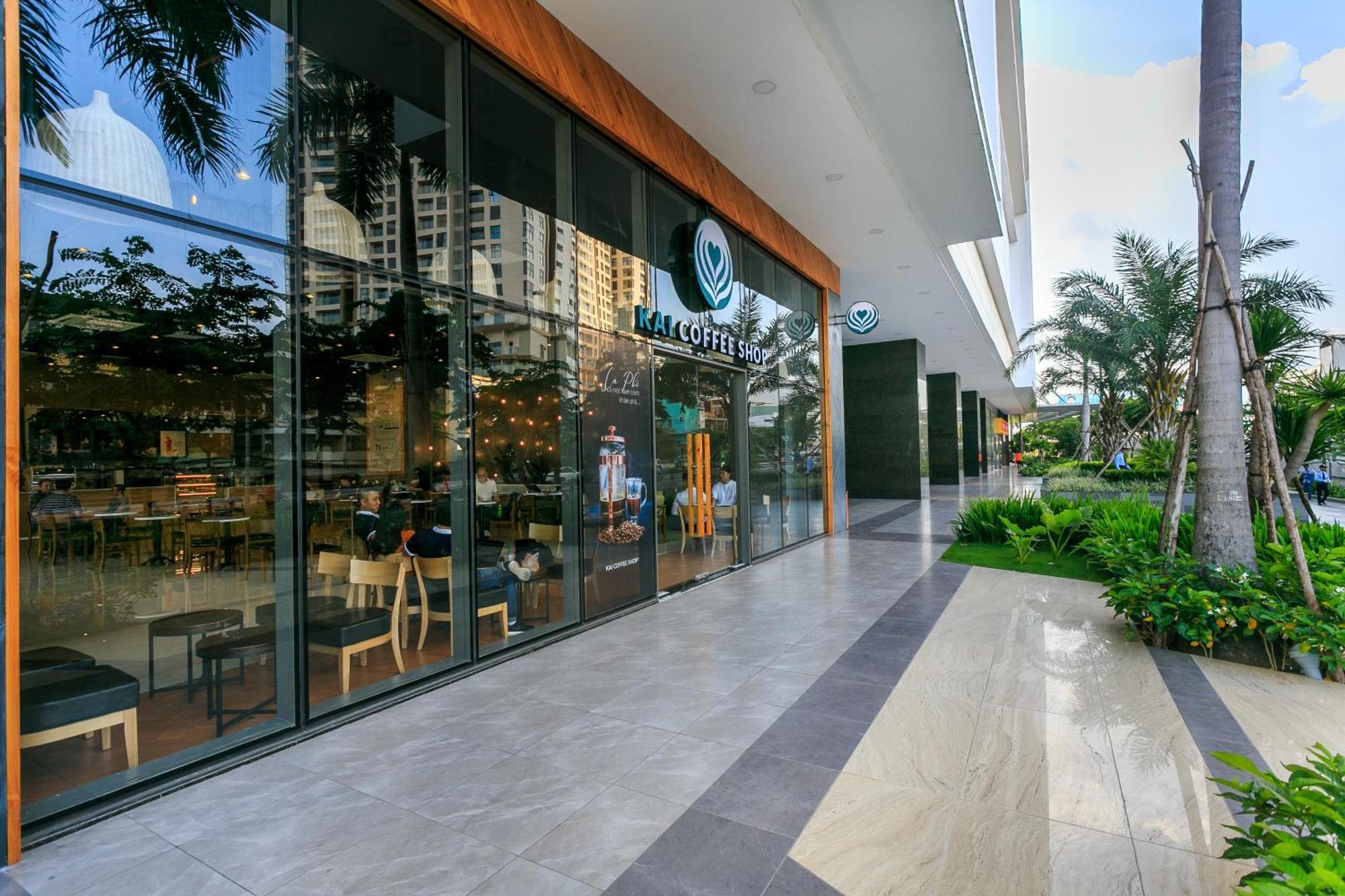 Spacious Saigon - Infinity Pool In Rivergate ホーチミン市 エクステリア 写真